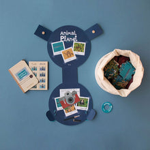 Cargar imagen en el visor de la galería, Animal Planet