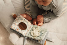 Cargar imagen en el visor de la galería, Libro Forest Friends