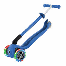 Cargar imagen en el visor de la galería, Patinete Globber Luces Azul Marino
