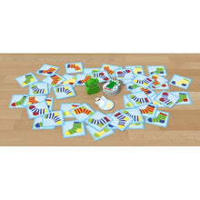 Cargar imagen en el visor de la galería, El Monstruo de los Calcetines - El Juego de Cartas
