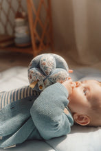 Cargar imagen en el visor de la galería, Pelota Montessori Forest Friends
