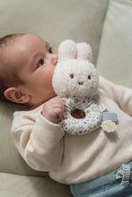 Cargar imagen en el visor de la galería, SONAJERO MIFFY LUCKY LEAVES
